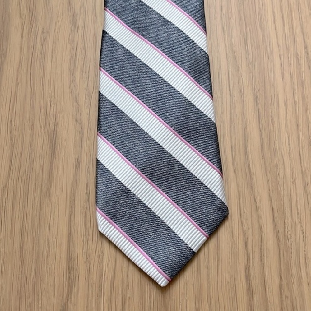 Tom James, Men’s Executive collection by Tom James silk stripped tie